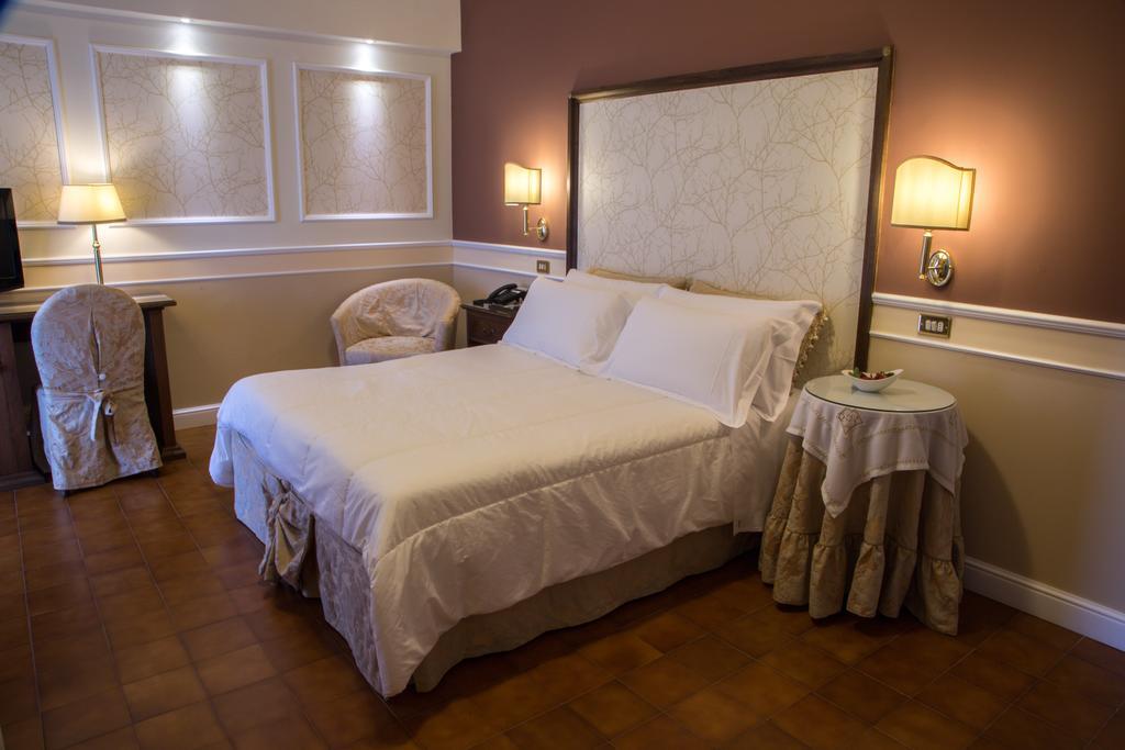 Parco Del Lago Resort & Spa Villagrande  ภายนอก รูปภาพ