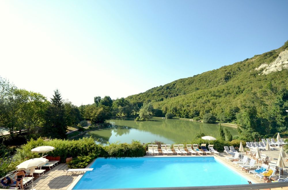 Parco Del Lago Resort & Spa Villagrande  ภายนอก รูปภาพ