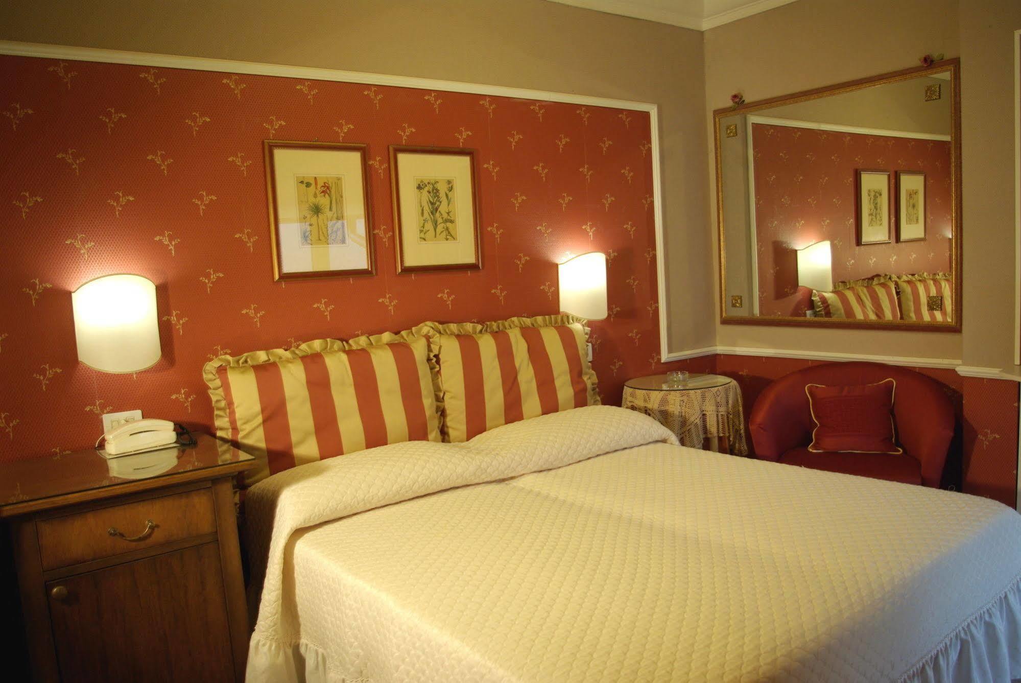 Parco Del Lago Resort & Spa Villagrande  ภายนอก รูปภาพ